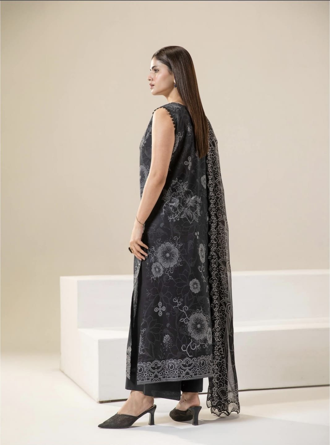 Pakistani Three Piece – Black Floral Embroidered Unstitched Lawn Suit - Image 2